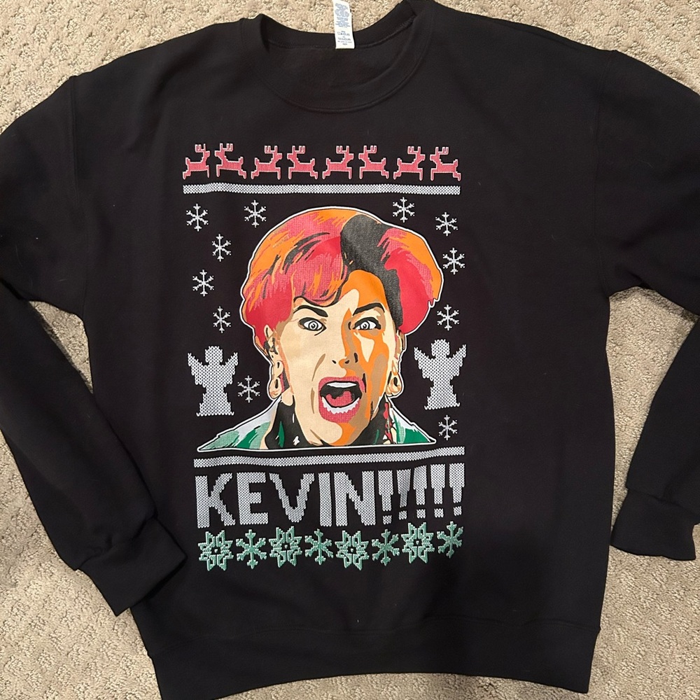 Home alone Christmas sweatshirt 🎅🏼